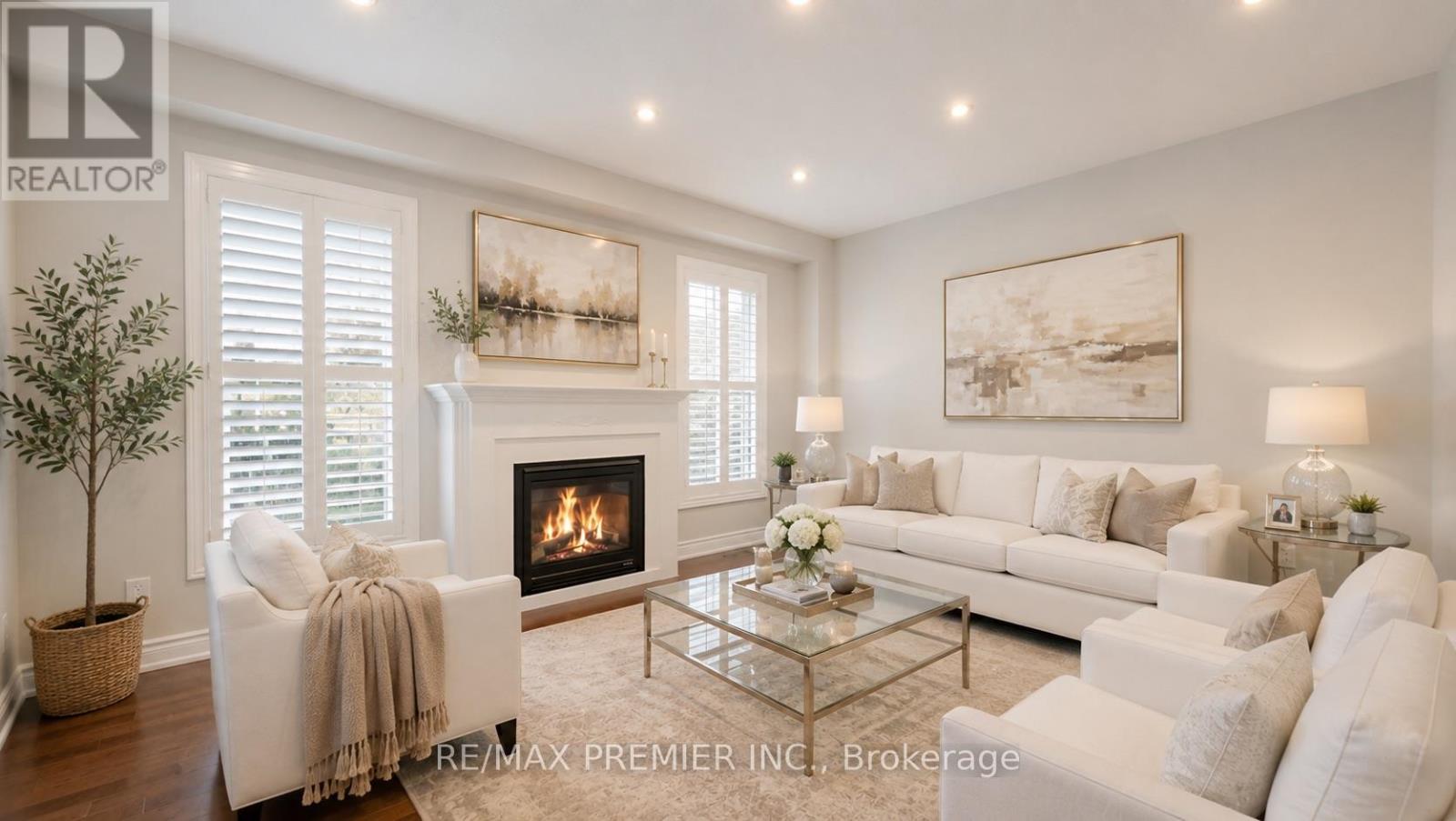 48 Heron Hollow Avenue, Richmond Hill, Ontario  L4E 0G9 - Photo 3 - N13147774