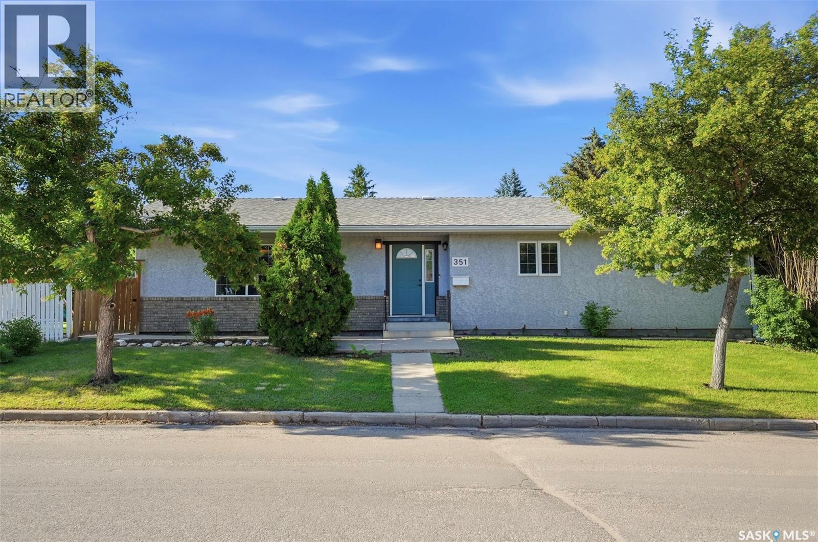 351 Y AVENUE S, Saskatoon, Saskatchewan
