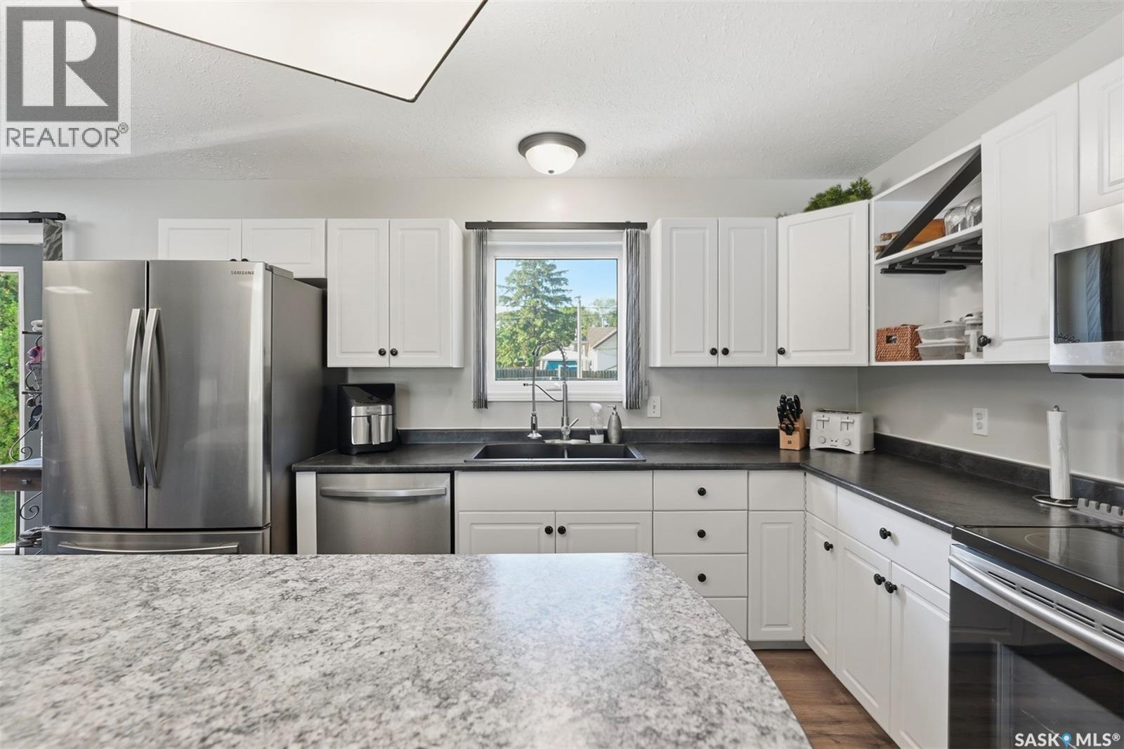 351 Y Avenue S, Saskatoon, Saskatchewan  S7M 3J6 - Photo 13 - SK040485