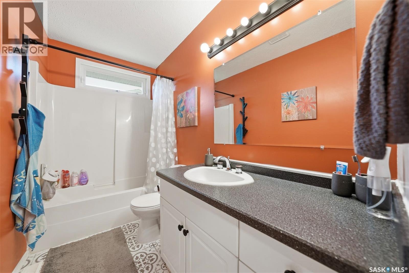 351 Y Avenue S, Saskatoon, Saskatchewan  S7M 3J6 - Photo 19 - SK040485