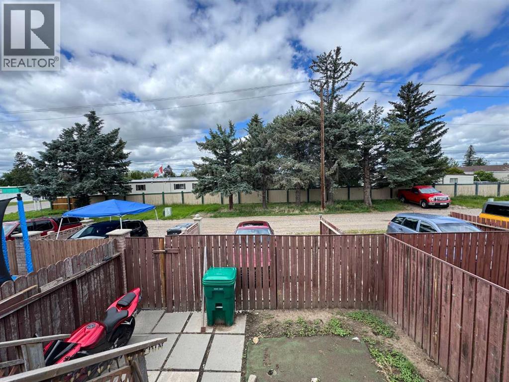 2308 13 Street N, Lethbridge, Alberta  T1H 4Y5 - Photo 3 - A2323237