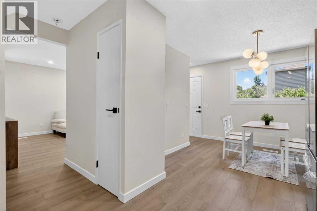 60s, 203 Lynnview Road Se, Calgary, Alberta  T2C 2C6 - Photo 10 - A2318267
