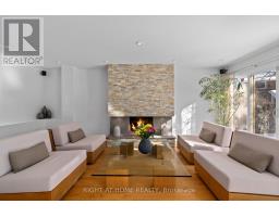 54 LONDON ROAD, Newmarket, Ontario