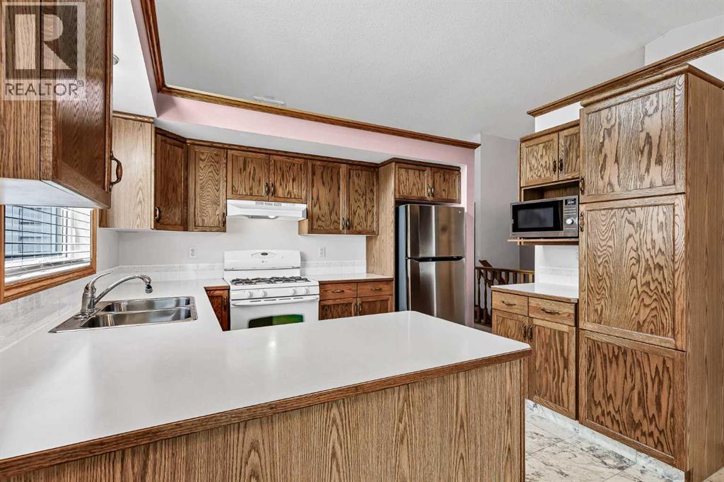 20 Douglasview Park SE, Calgary, Alberta  T2Z 2R9 - Photo 11 - A2323382