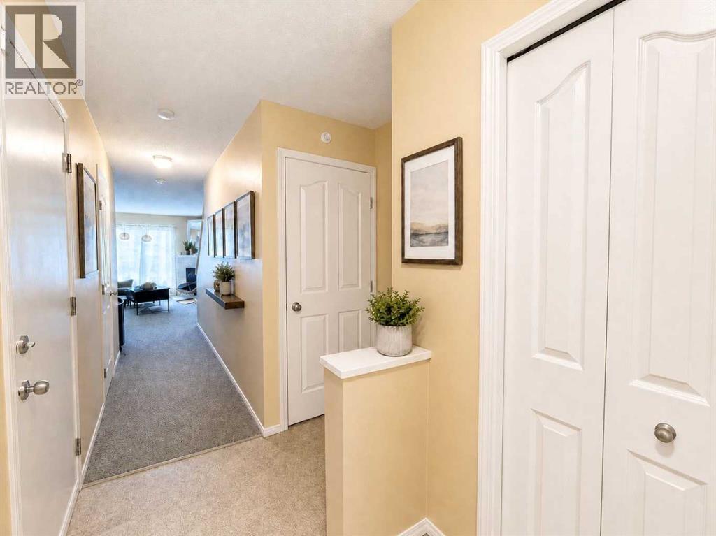 31, 156 Canoe Drive Sw, Airdrie, Alberta  T4B 2Z3 - Photo 5 - A2323678