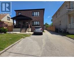 LOWER - 33 INGLESIDE DRIVE, Toronto, Ontario