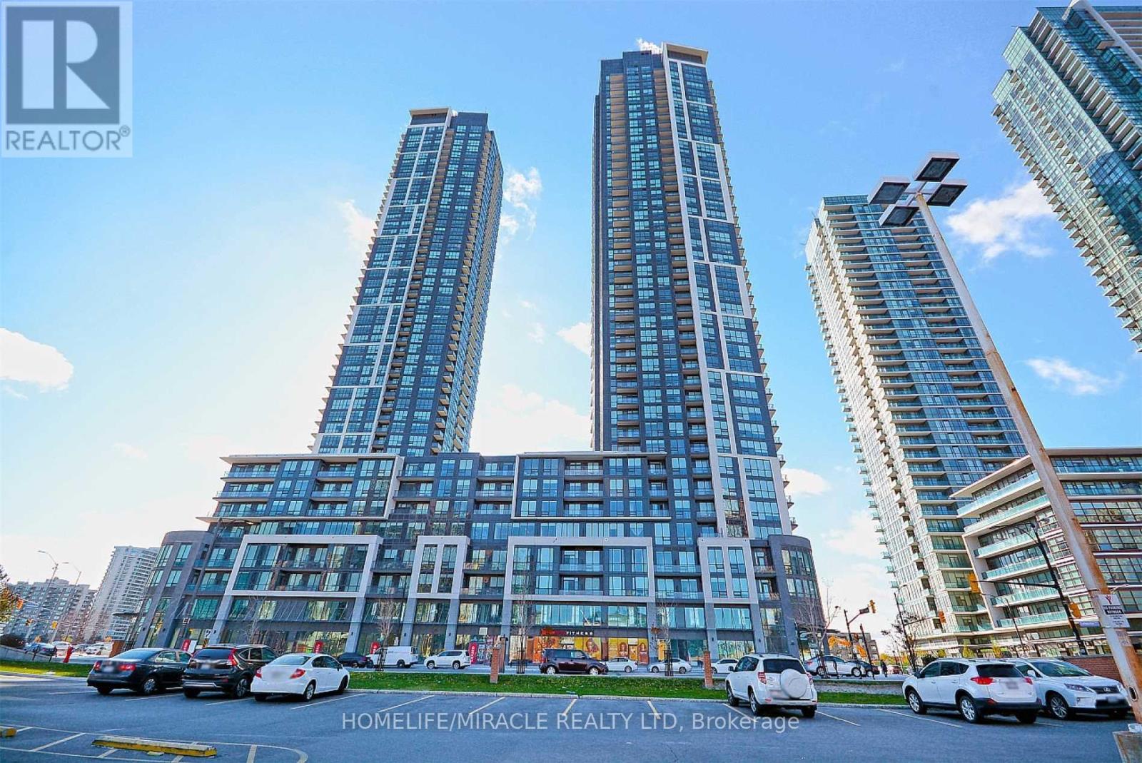 510 CURRAN PLACE, Mississauga, Ontario