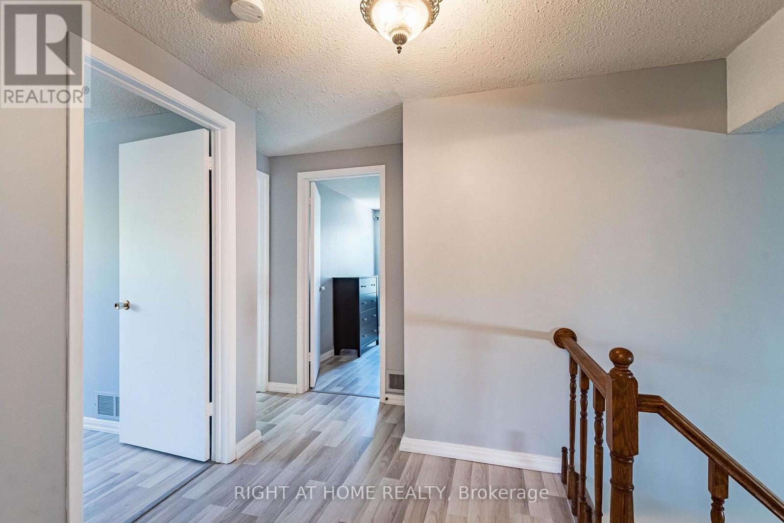 2669 Inlake Court, Mississauga, Ontario  L5N 2A6 - Photo 24 - W13485938