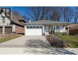 28 BRAYWIN DRIVE, Toronto, Ontario