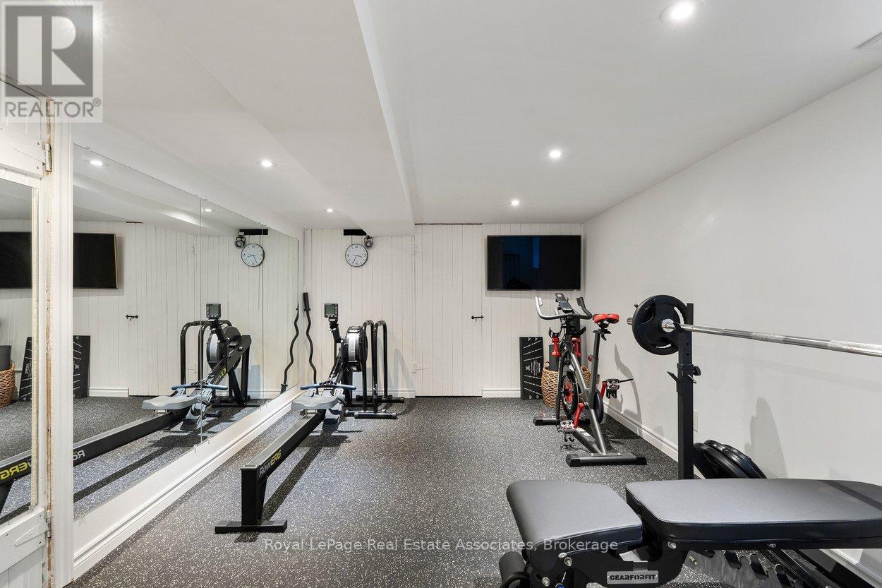 2 Byng Avenue, Brampton (Downtown Brampton), Ontario  L6Y 1L1 - Photo 29 - W13485958