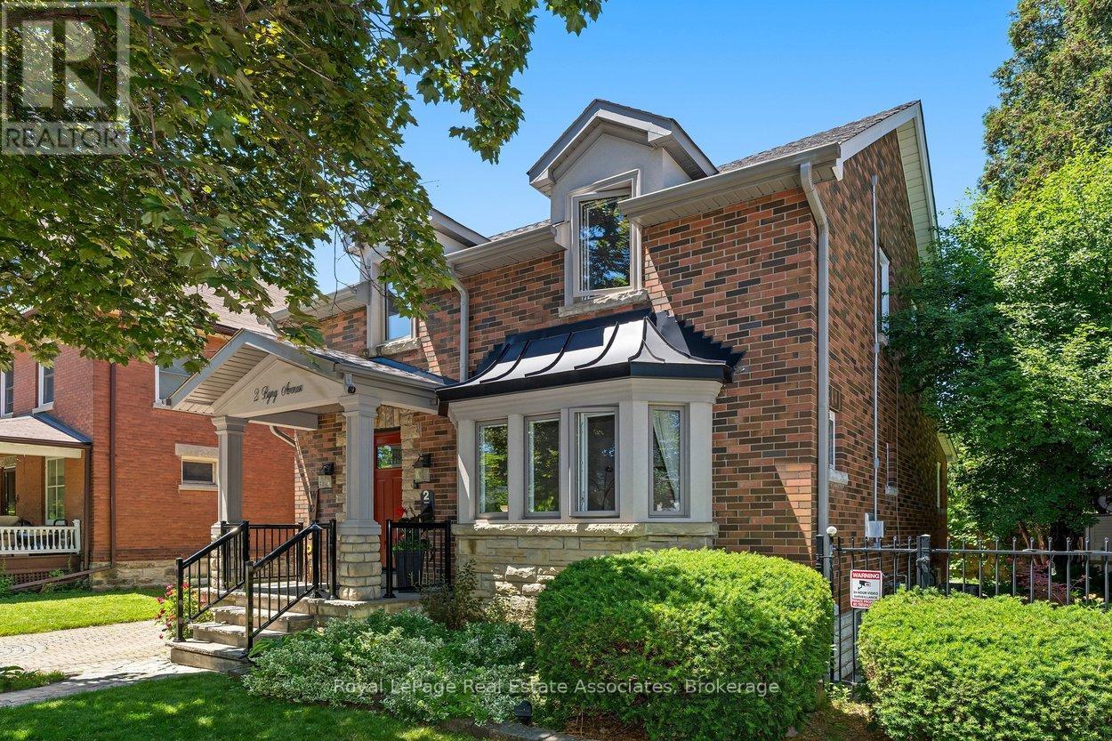 2 Byng Avenue, Brampton (Downtown Brampton), Ontario  L6Y 1L1 - Photo 3 - W13485958