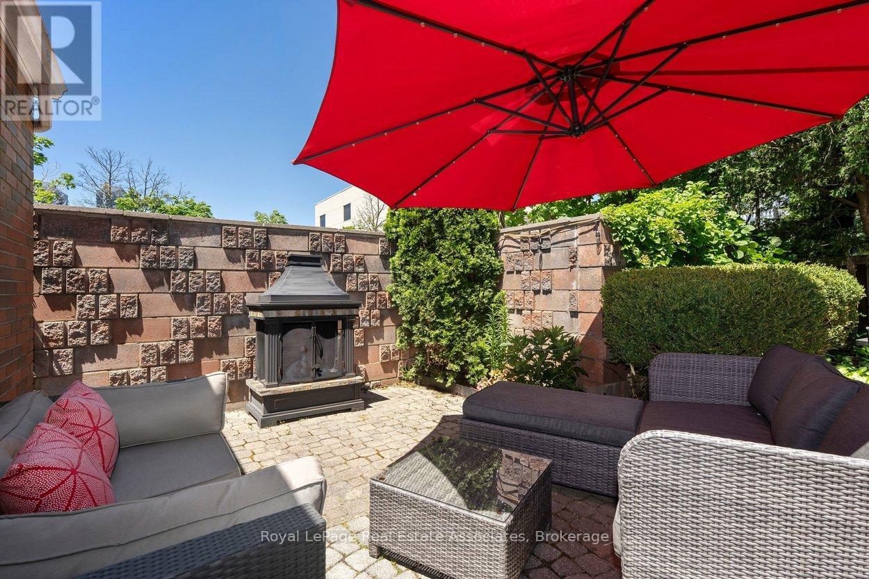 2 Byng Avenue, Brampton (Downtown Brampton), Ontario  L6Y 1L1 - Photo 36 - W13485958