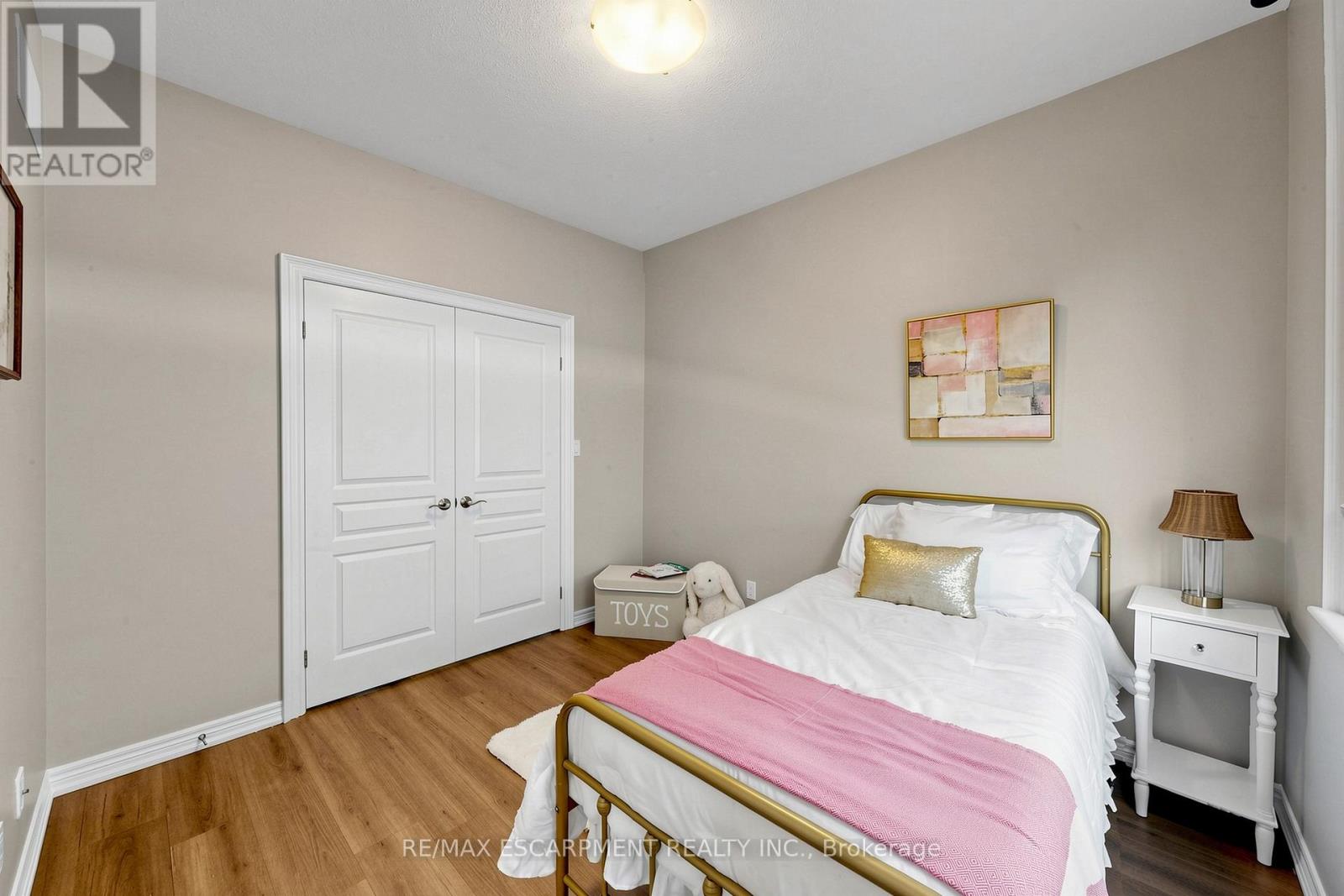 18 Gateway Avenue, West Lincoln, Ontario  L0R 2A0 - Photo 21 - X13485658