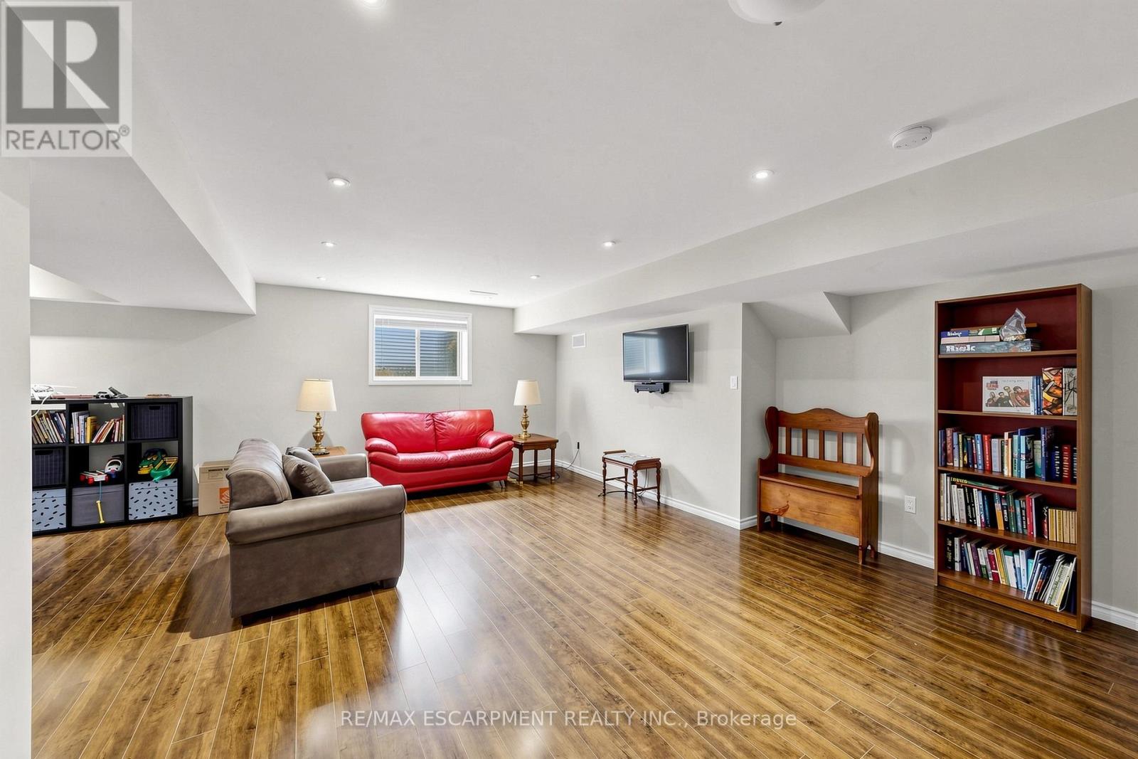 18 Gateway Avenue, West Lincoln, Ontario  L0R 2A0 - Photo 25 - X13485658