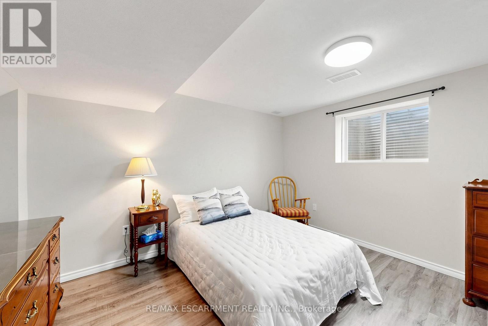 18 Gateway Avenue, West Lincoln, Ontario  L0R 2A0 - Photo 30 - X13485658