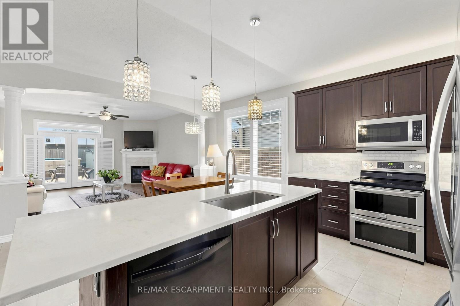 18 Gateway Avenue, West Lincoln, Ontario  L0R 2A0 - Photo 8 - X13485658