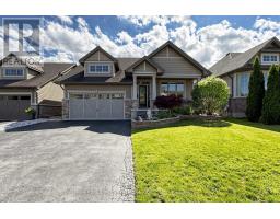 18 GATEWAY AVENUE, West Lincoln, Ontario