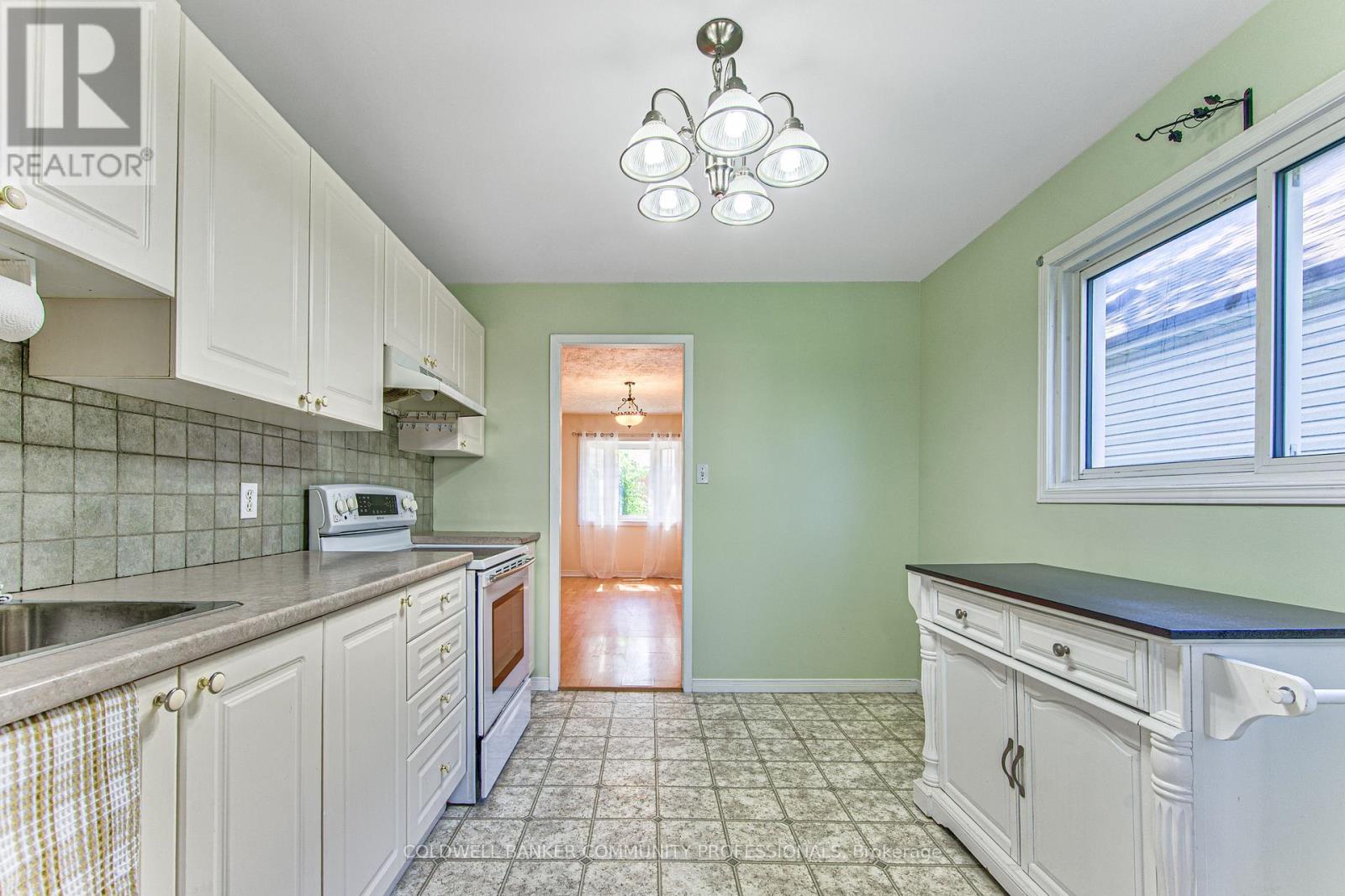 44 East 32nd Street, Hamilton, Ontario  L8V 3R6 - Photo 14 - X13485682