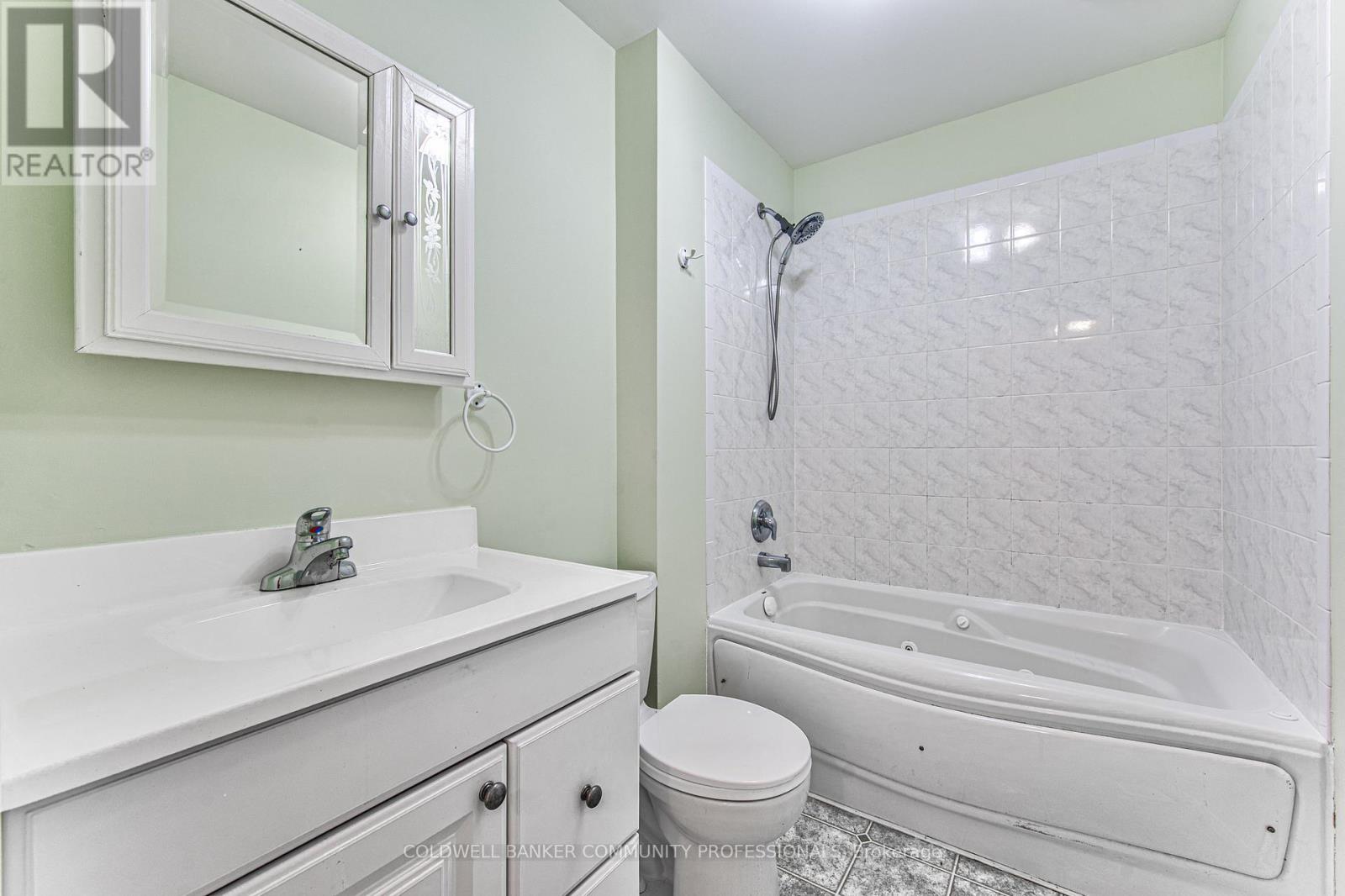 44 East 32nd Street, Hamilton, Ontario  L8V 3R6 - Photo 21 - X13485682