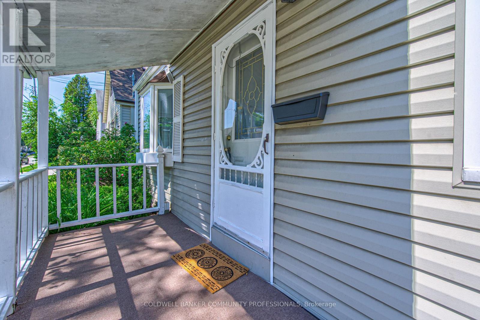 44 East 32nd Street, Hamilton, Ontario  L8V 3R6 - Photo 4 - X13485682