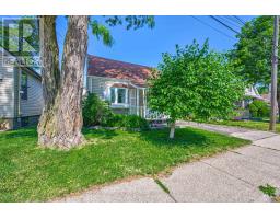 44 EAST 32ND STREET, Hamilton, Ontario
