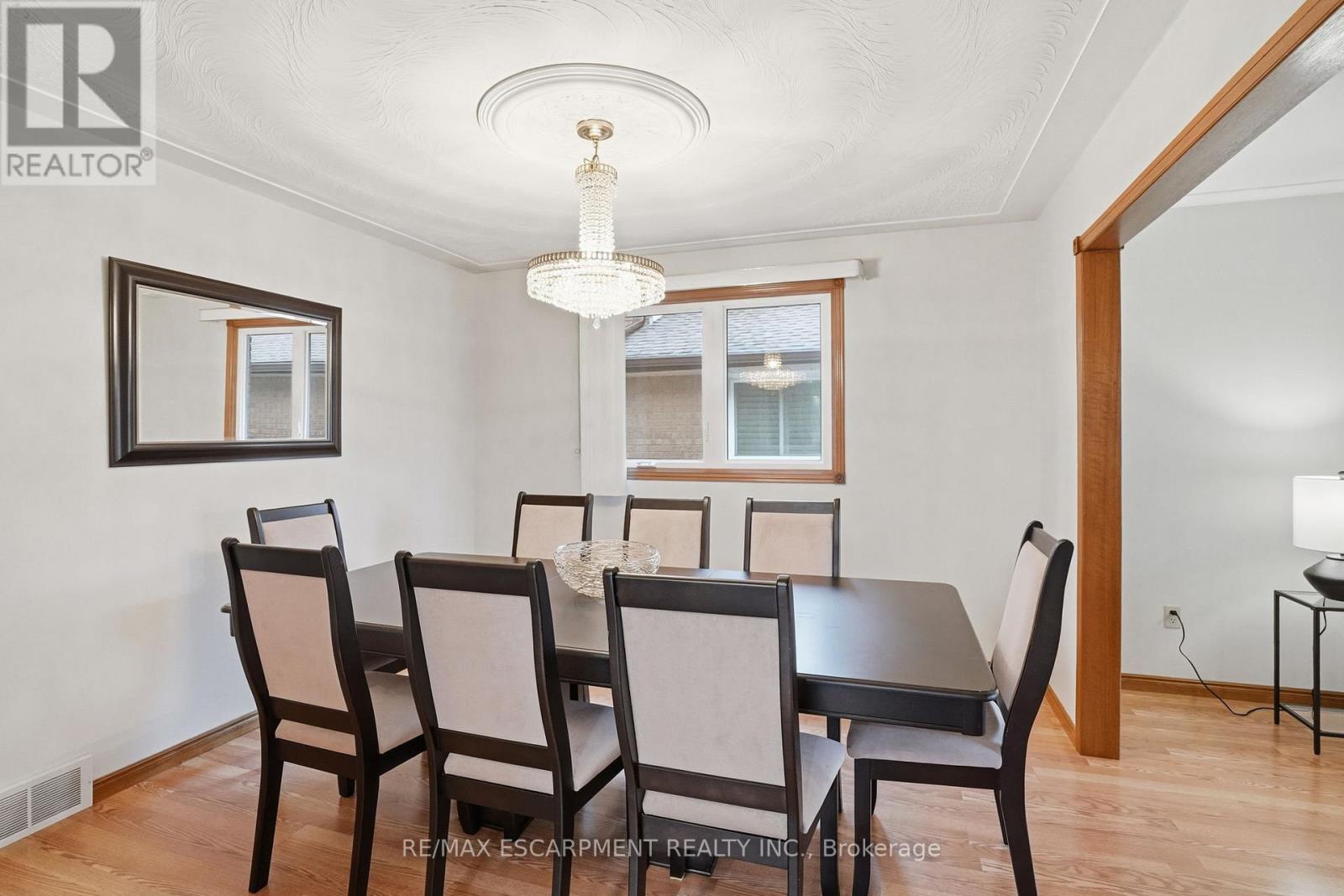 6 Royce Avenue, Hamilton, Ontario  L8G 4C8 - Photo 10 - X13485818