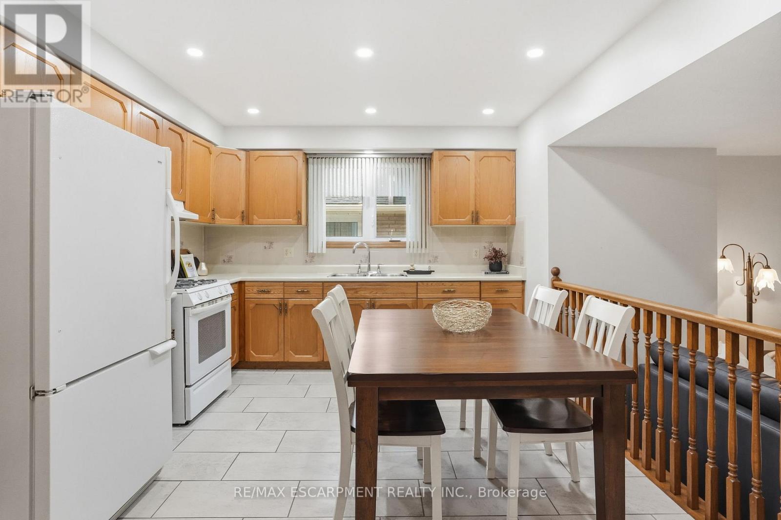 6 Royce Avenue, Hamilton, Ontario  L8G 4C8 - Photo 13 - X13485818