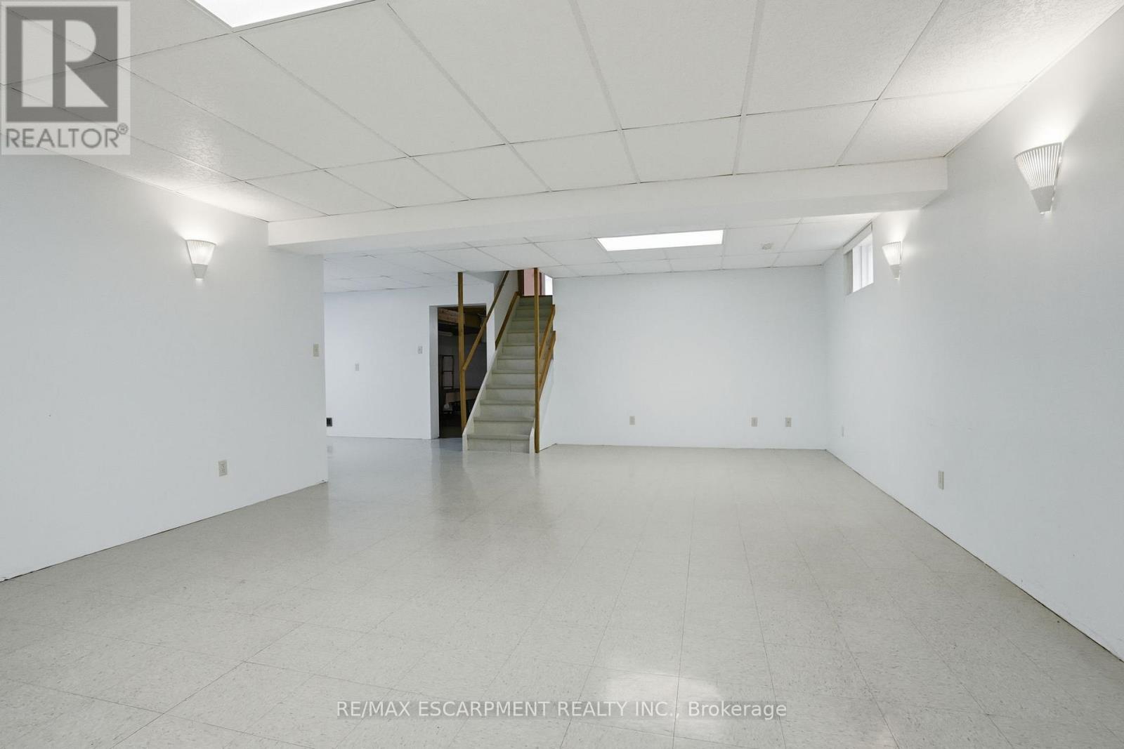 6 Royce Avenue, Hamilton, Ontario  L8G 4C8 - Photo 37 - X13485818