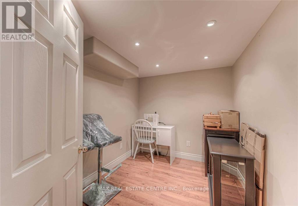 14 Amblecote Place, Hamilton, Ontario  L8W 3E9 - Photo 23 - X13485862