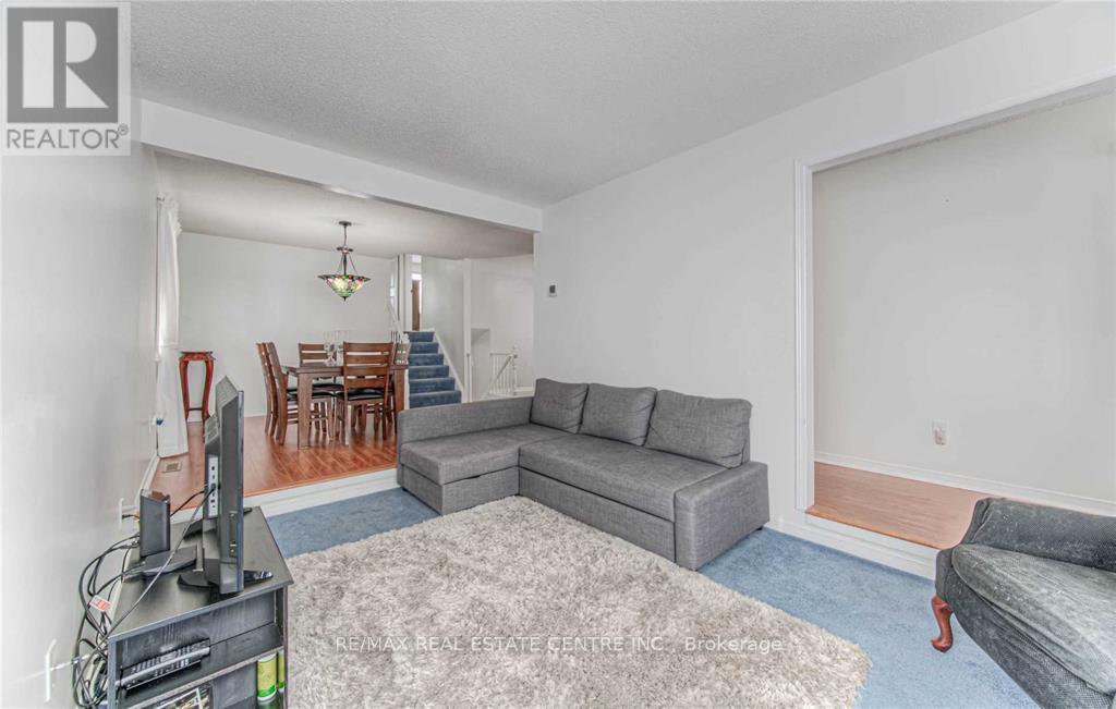 14 Amblecote Place, Hamilton, Ontario  L8W 3E9 - Photo 5 - X13485862