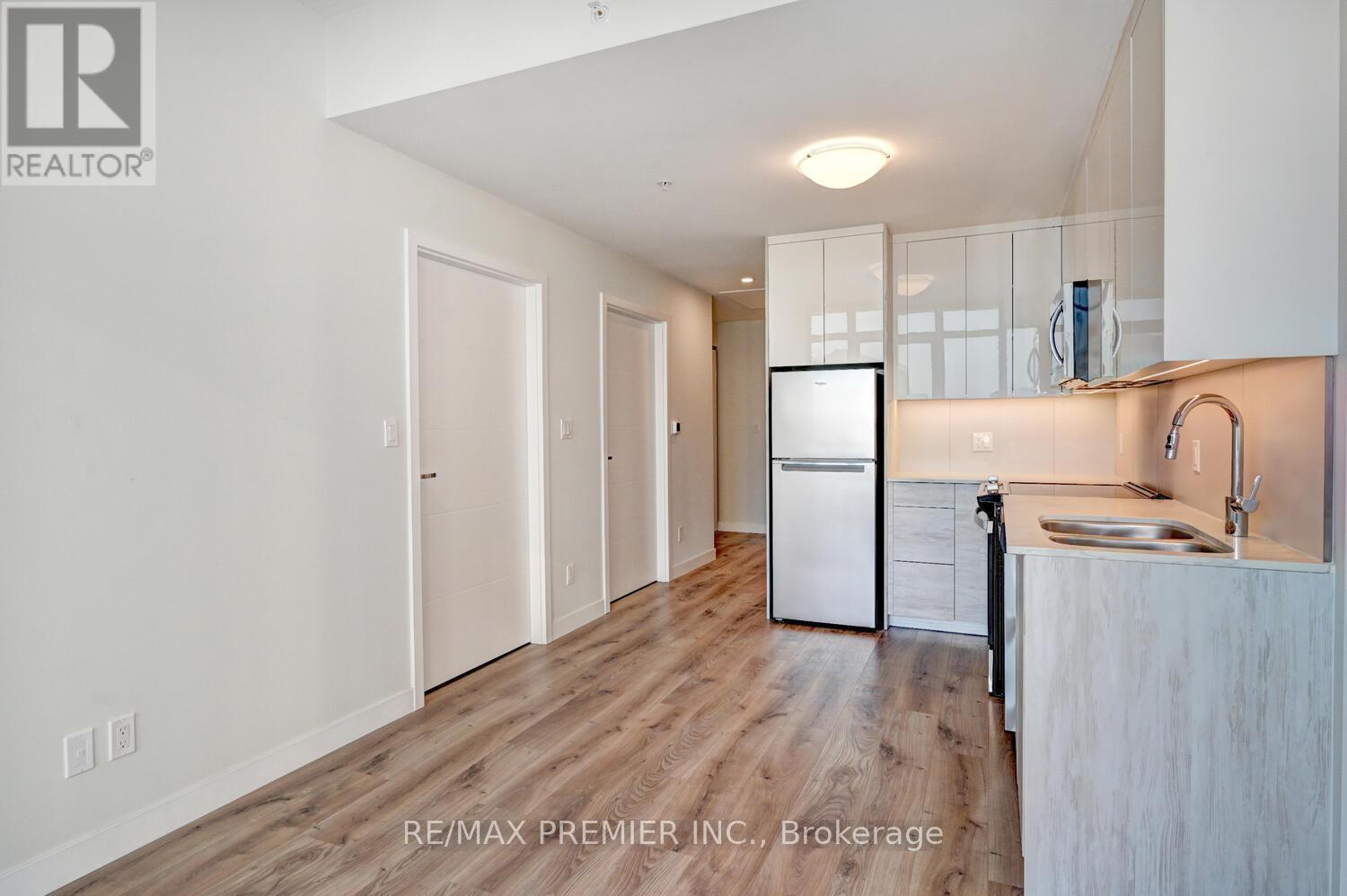 603 - 60 Frederick Street, Kitchener, Ontario  N2H 0C7 - Photo 6 - X13485966