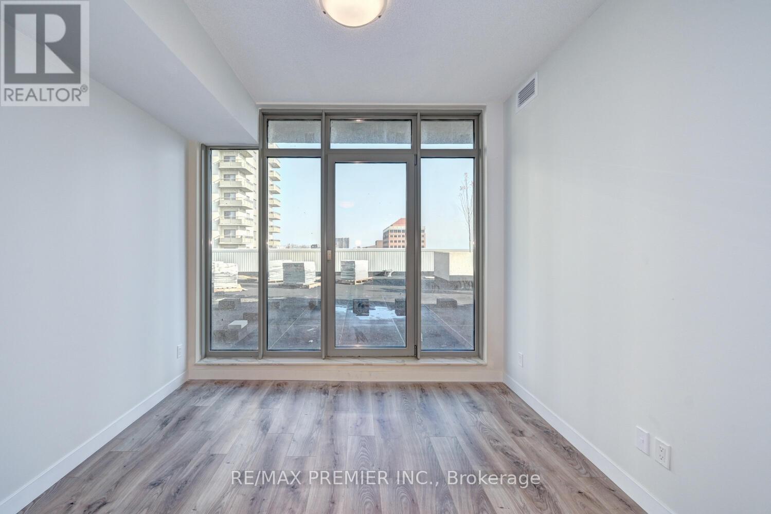 603 - 60 Frederick Street, Kitchener, Ontario  N2H 0C7 - Photo 9 - X13485966
