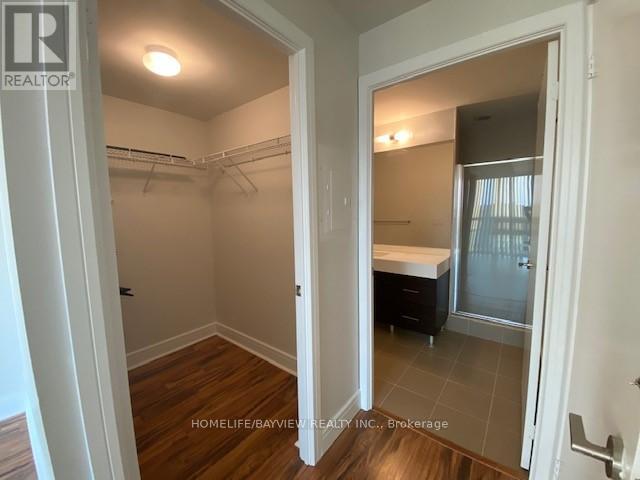 823 - 35 Brian Peck Crescent, Toronto, Ontario  M4G 0A5 - Photo 9 - C13484644