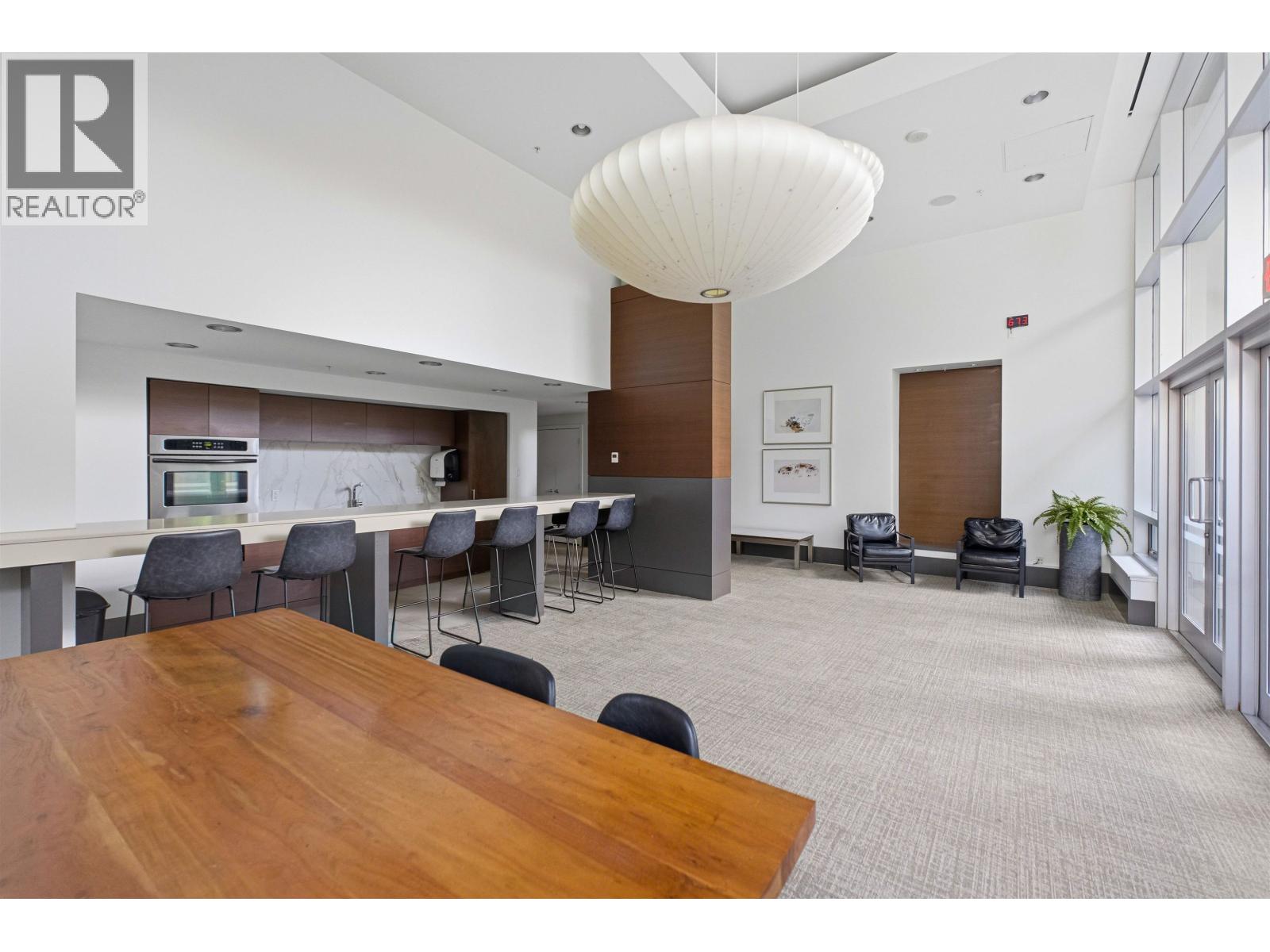 205 158 W 13th Street, North Vancouver, British Columbia  V7M 0A7 - Photo 32 - R3139676