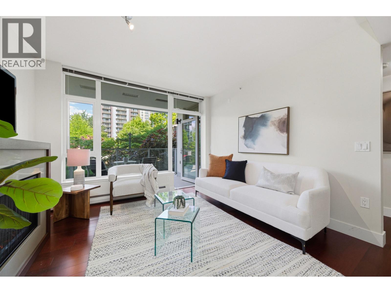 205 158 W 13th Street, North Vancouver, British Columbia  V7M 0A7 - Photo 8 - R3139676