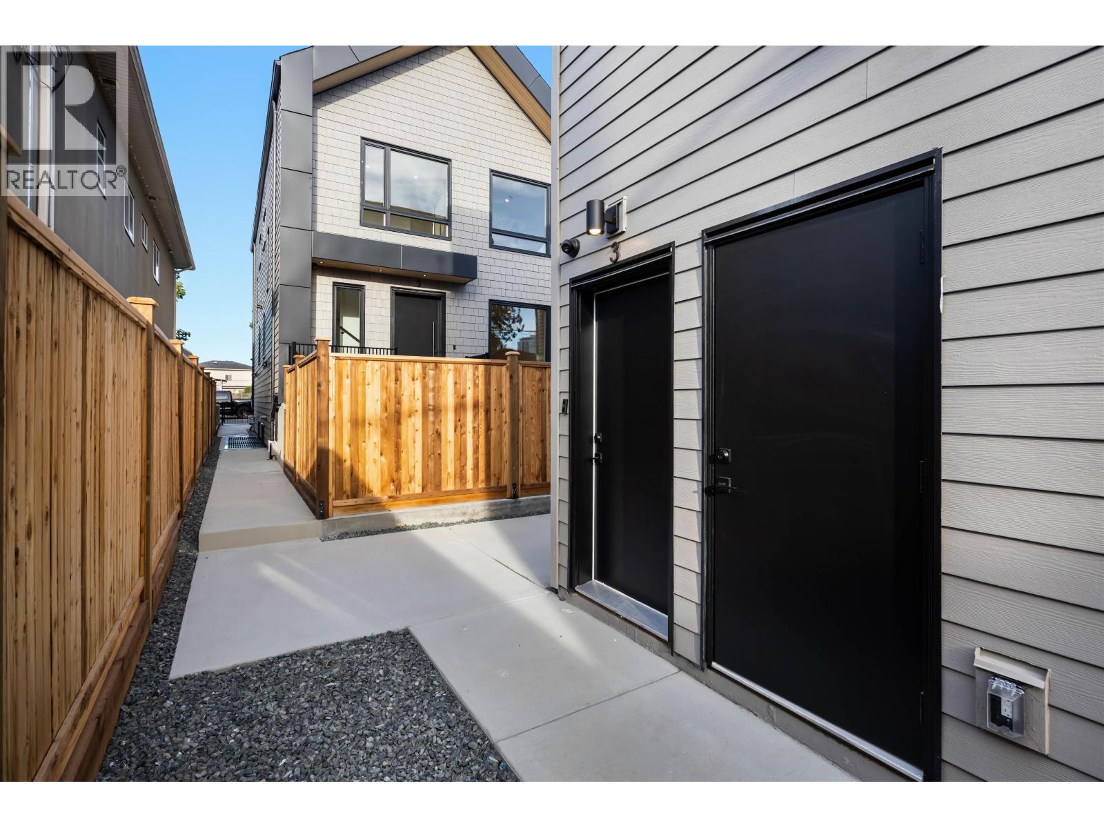 3 6831 Salisbury Avenue, Burnaby, British Columbia  V5E 2Z4 - Photo 18 - R3139677