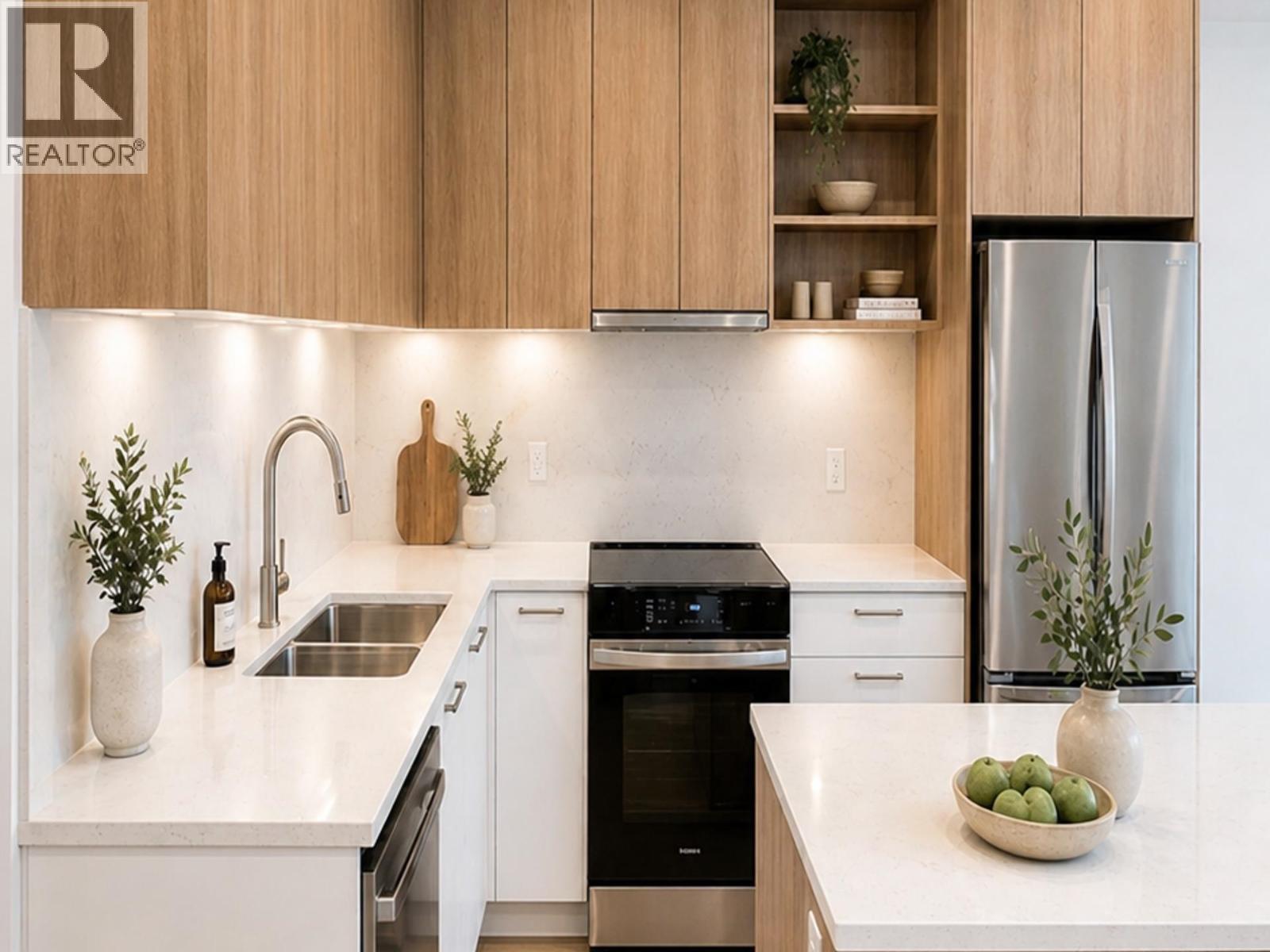 408 82 FIRST STREET, New Westminster, British Columbia