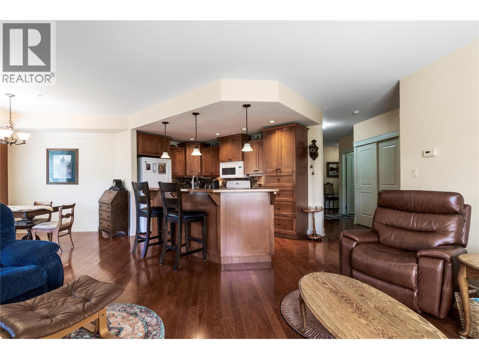 611 Shuswap Street Sw Unit# 203, Salmon Arm, British Columbia  V1E 0A2 - Photo 14 - 10392604