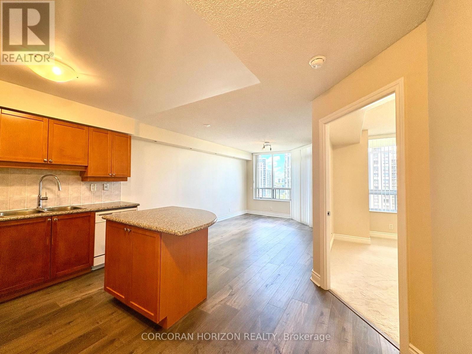 1006 - 78 Harrison Garden Boulevard, Toronto, Ontario  M2N 7E2 - Photo 5 - C13486002