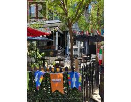 21 KENSINGTON AVENUE, Toronto, Ontario