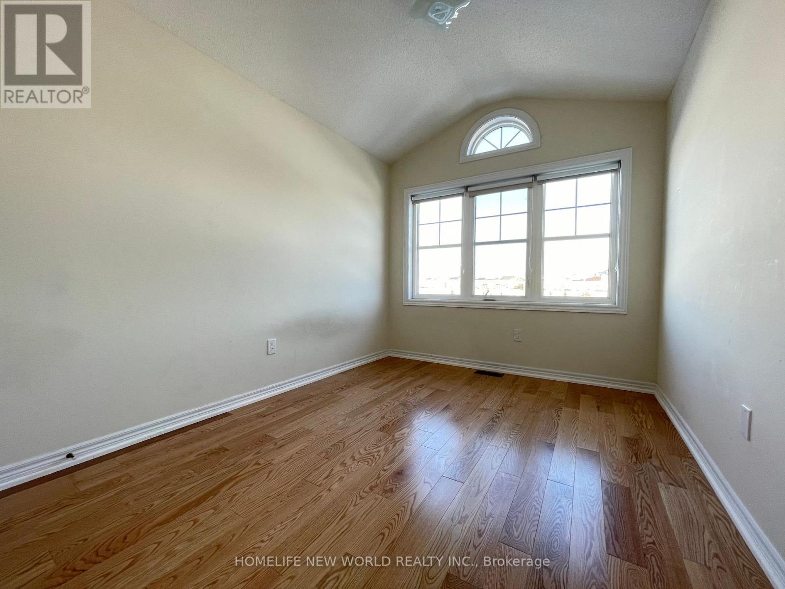 3 Robert Osprey Drive, Markham, Ontario  L6C 0K9 - Photo 10 - N13486074