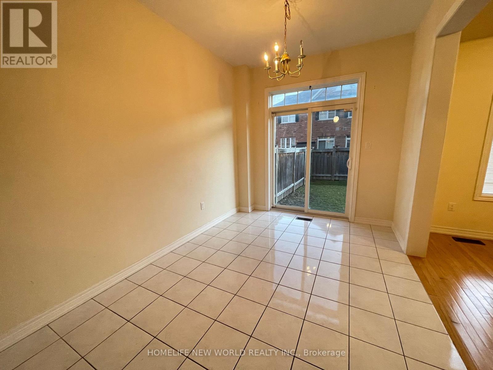 3 Robert Osprey Drive, Markham, Ontario  L6C 0K9 - Photo 6 - N13486074