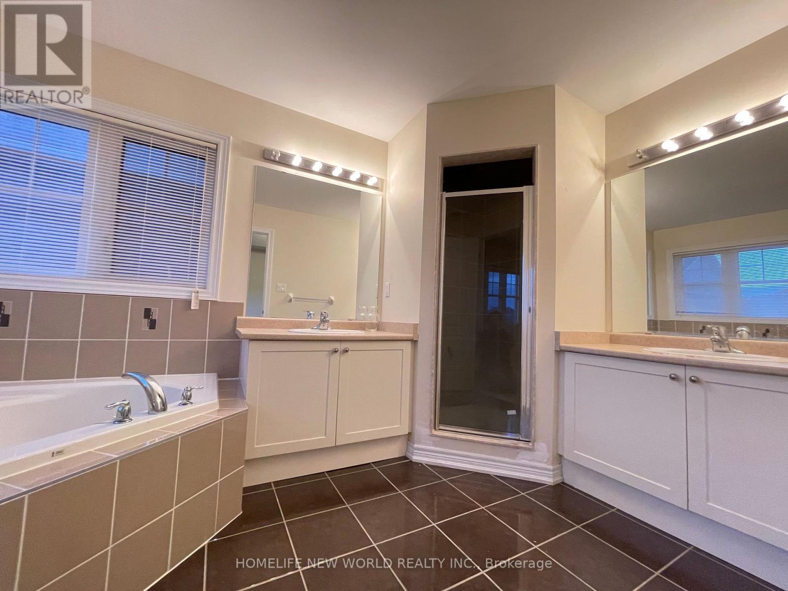 3 Robert Osprey Drive, Markham, Ontario  L6C 0K9 - Photo 9 - N13486074