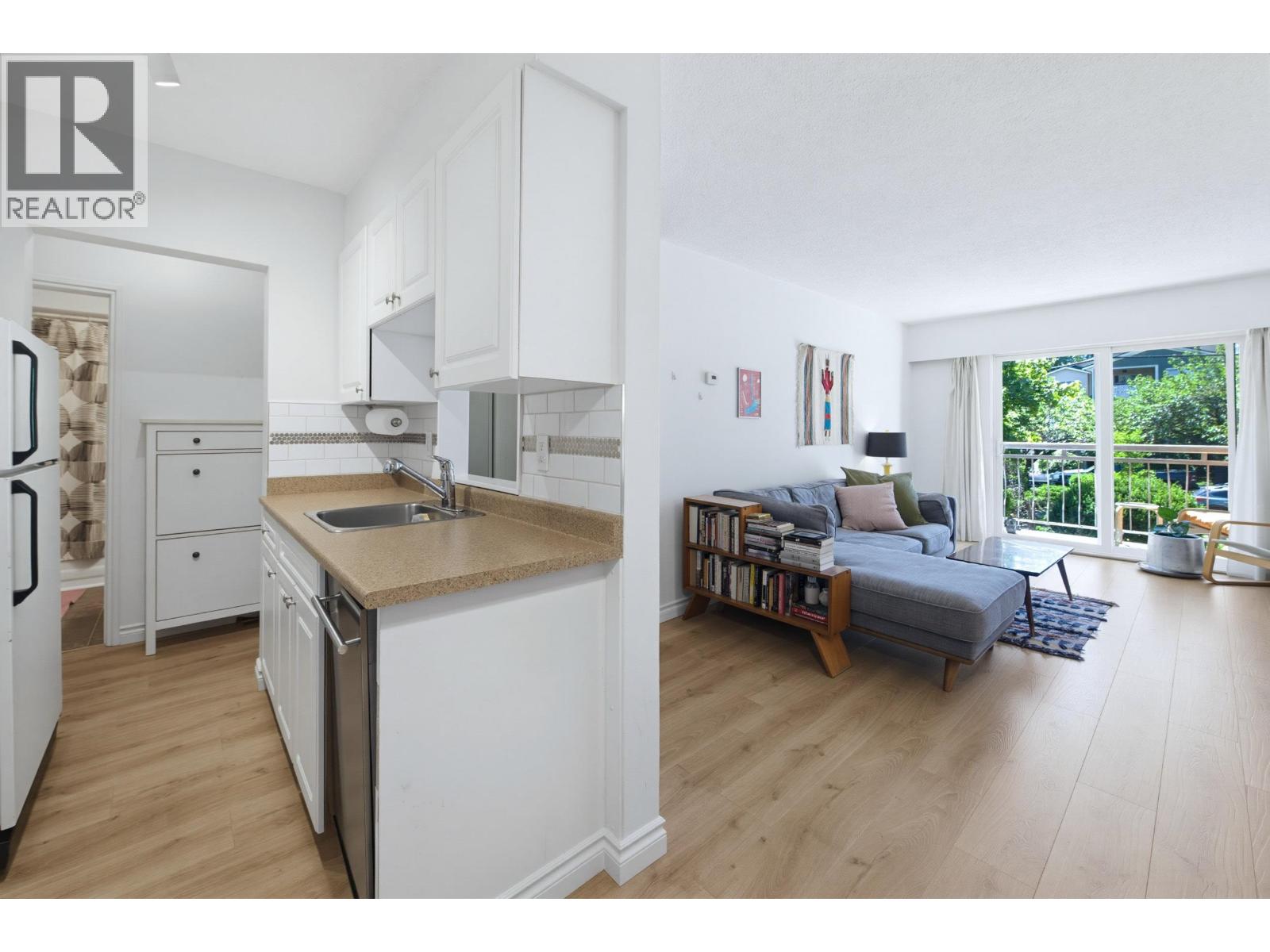 303 711 E 6th Street, Vancouver, British Columbia  V5T 1L7 - Photo 13 - R3139659