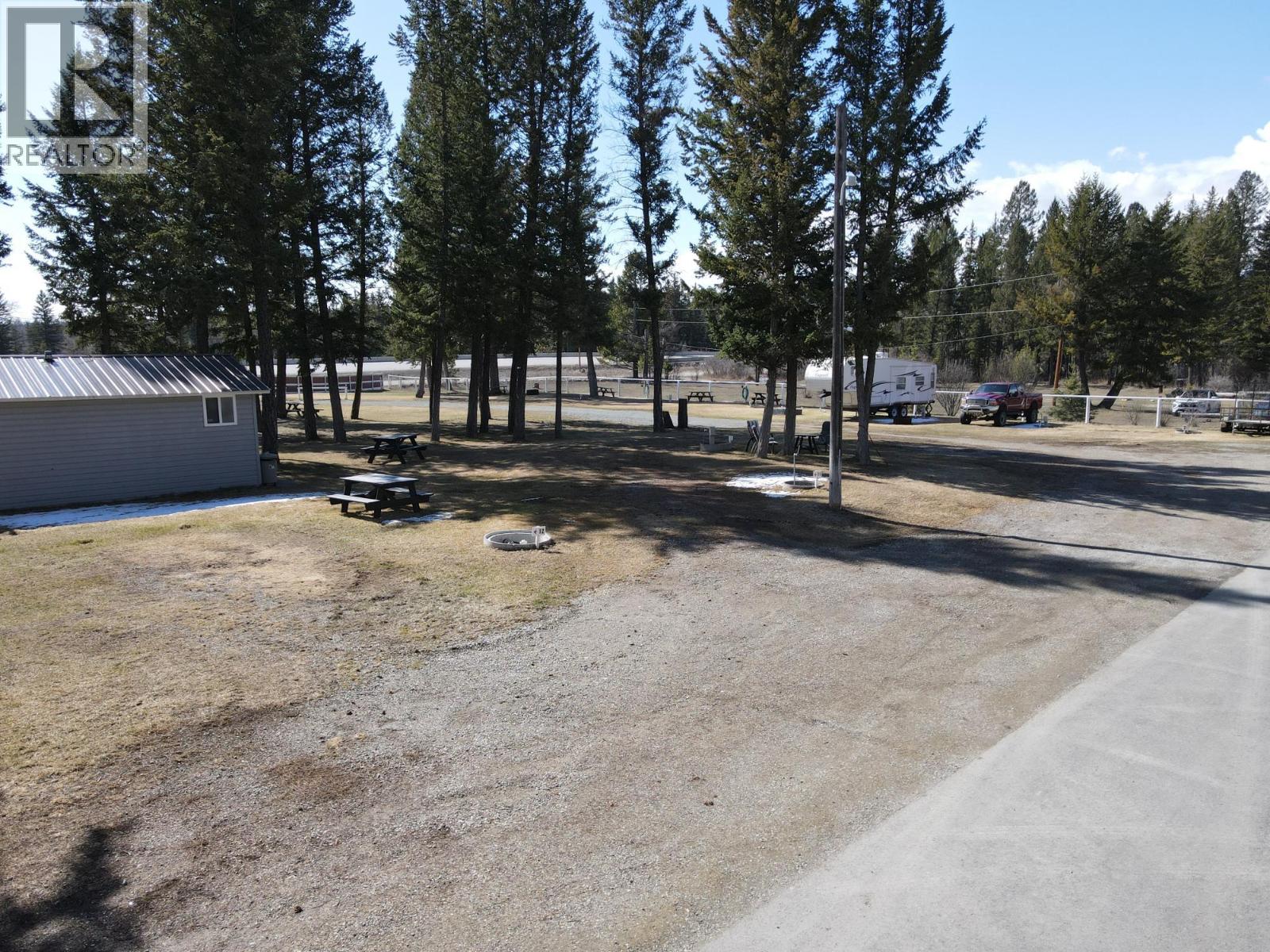 4539 Barleben Road, Skookumchuck, British Columbia  V0B 2E0 - Photo 18 - 10392380