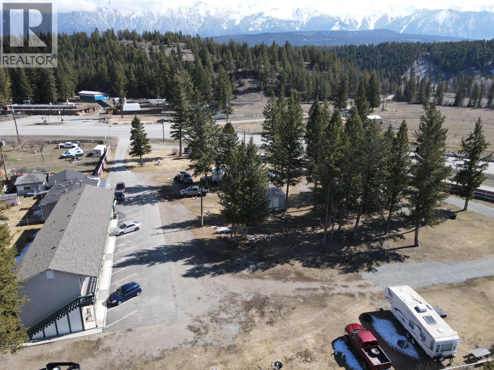 4539 Barleben Road, Skookumchuck, British Columbia  V0B 2E0 - Photo 37 - 10392380
