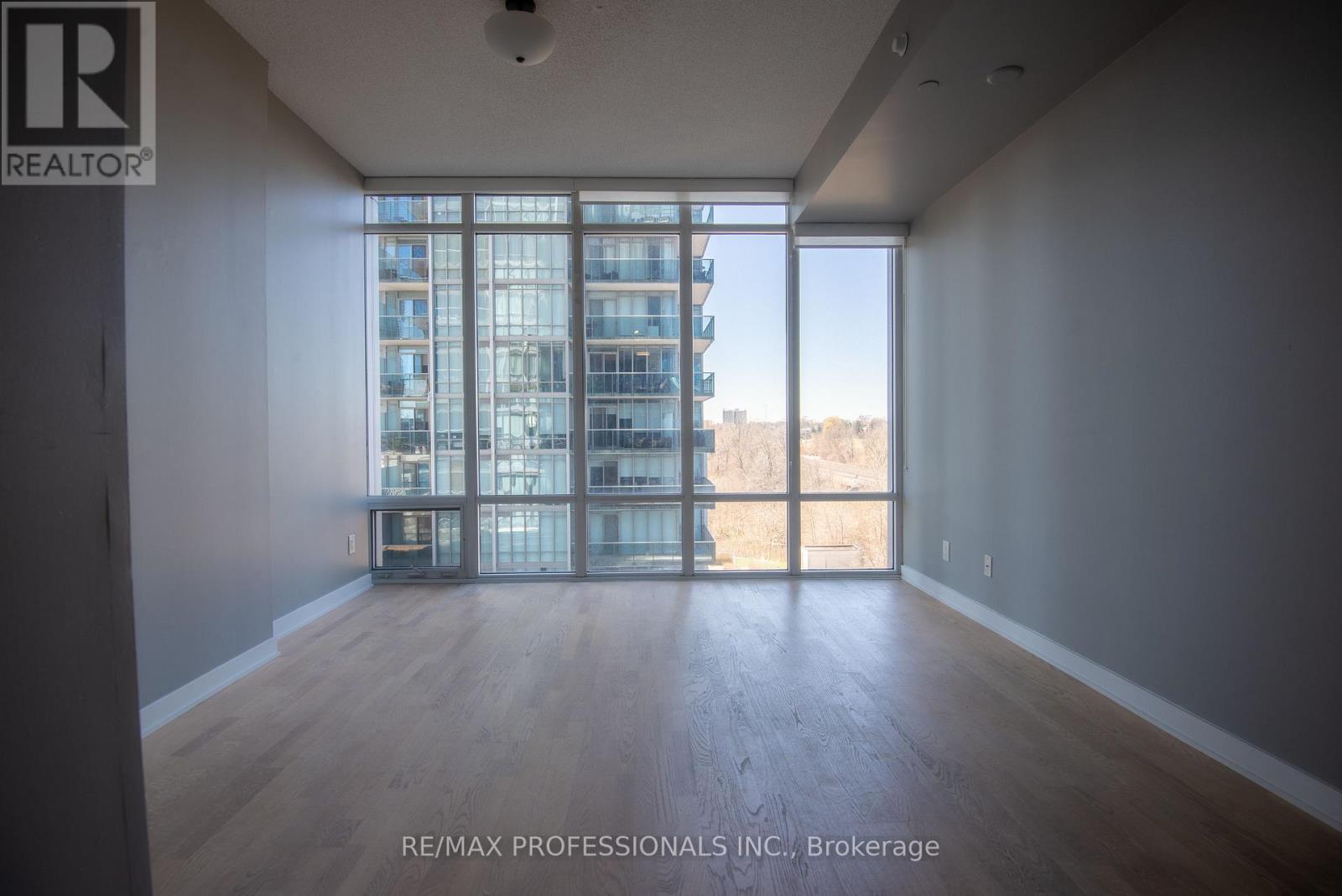 601 - 90 Park Lawn Road S, Toronto, Ontario  M8Y 0B6 - Photo 3 - W13486034