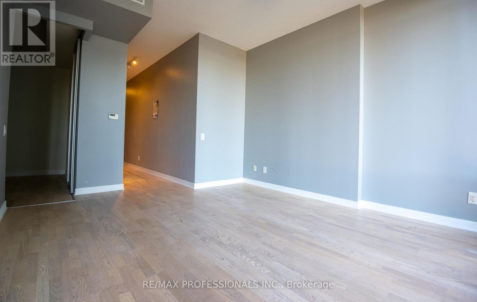 601 - 90 Park Lawn Road S, Toronto, Ontario  M8Y 0B6 - Photo 5 - W13486034