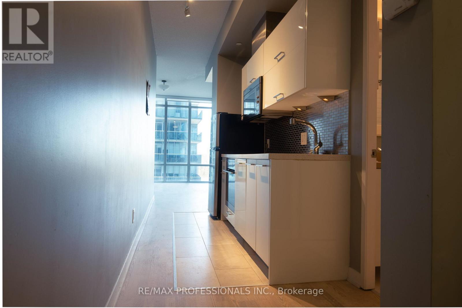 601 - 90 Park Lawn Road S, Toronto, Ontario  M8Y 0B6 - Photo 6 - W13486034