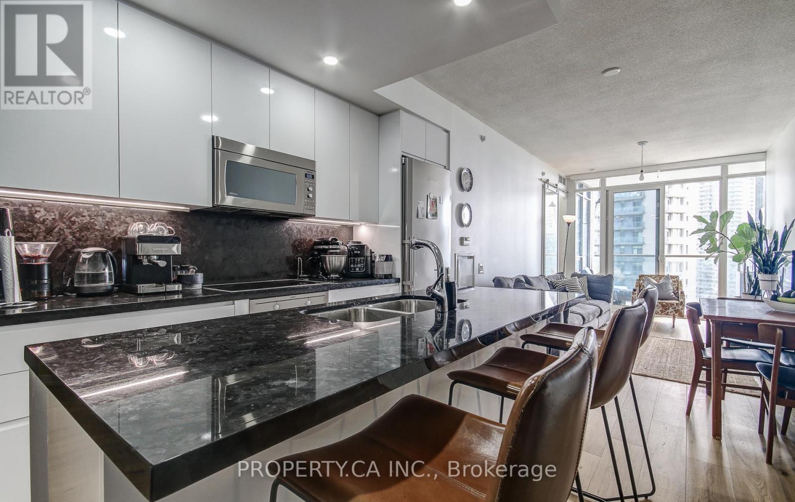 2607 - 88 Park Lawn Road, Toronto, Ontario  M8Y 0B5 - Photo 8 - W13486052